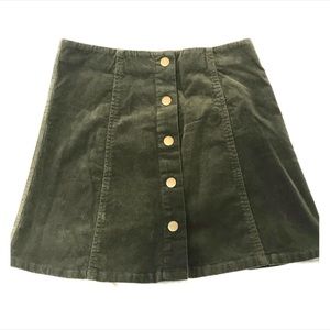 Sans Souci olive green corduroy skirt. (JJ194).